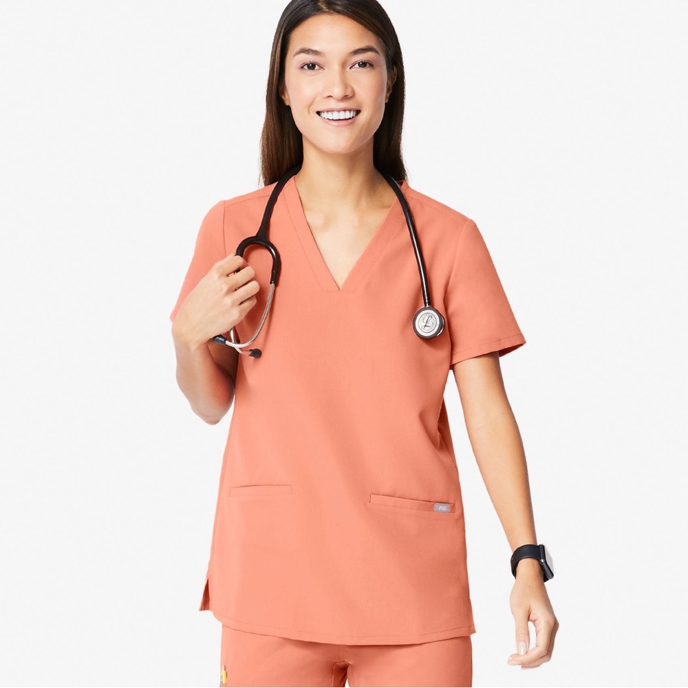 FIGS Coral Casma Scrub Top XL